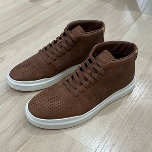 Perry Ellis Court Sport Mid Shoe
